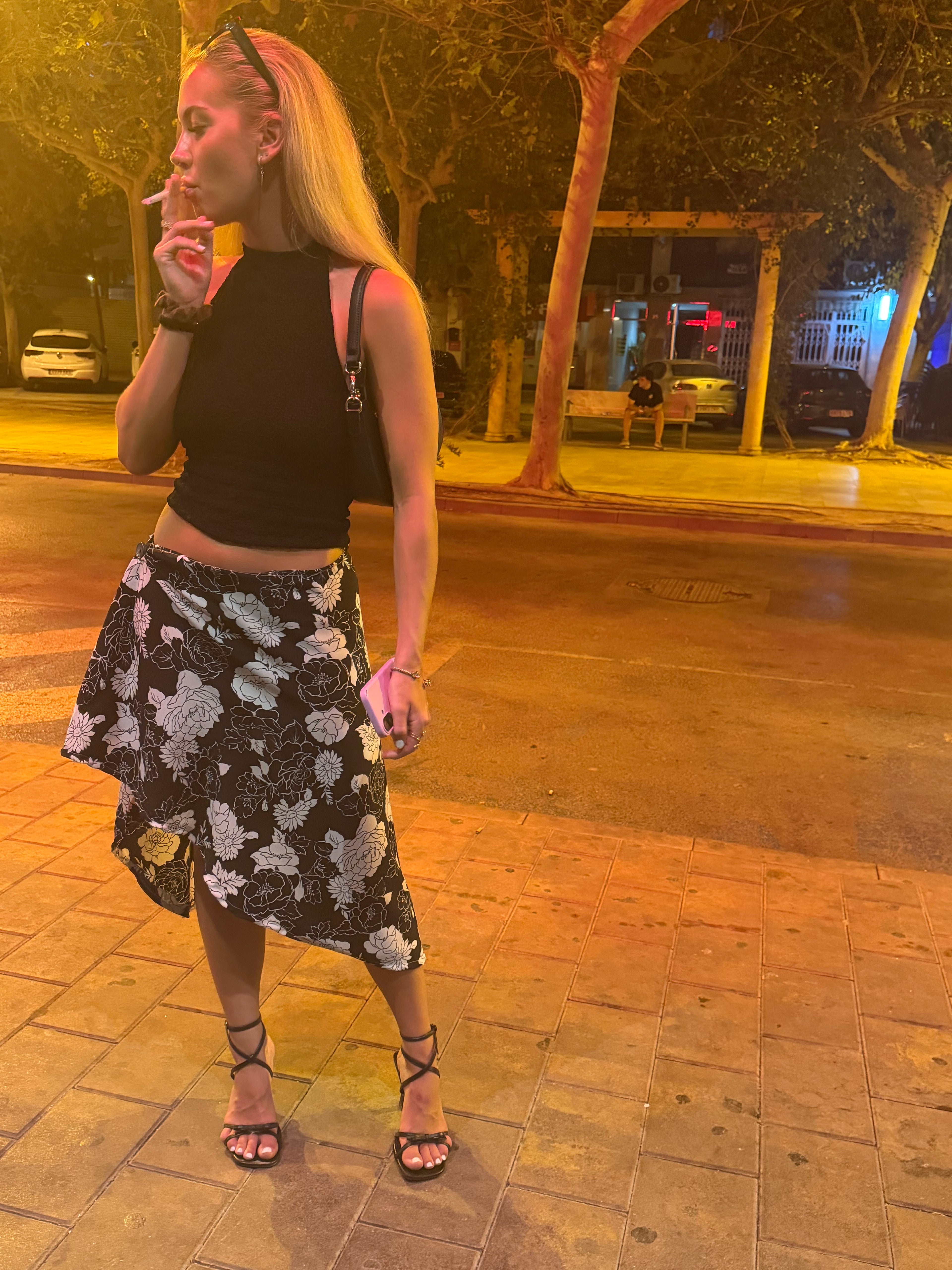 Falda amor en blanco y negro