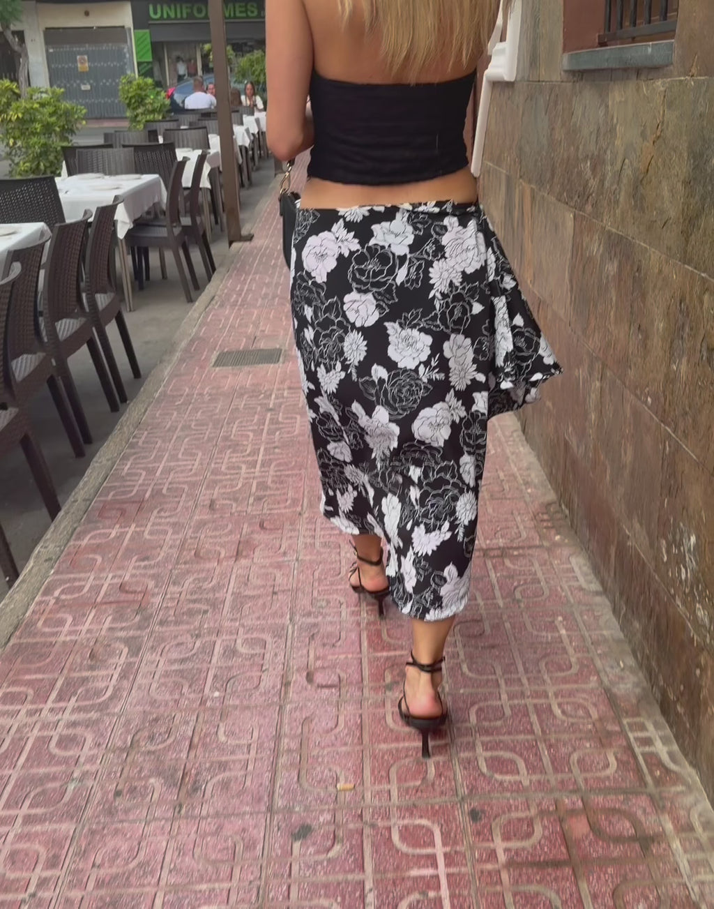 Falda amor en blanco y negro